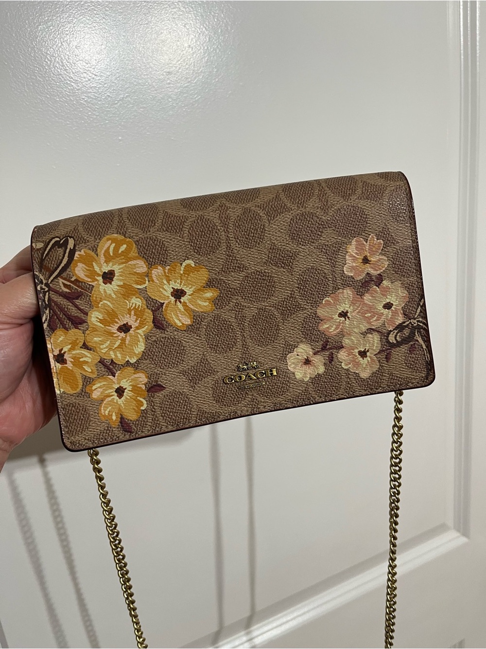 Coach Callie Foldover Chain Clutch In Signature Canvas With Prairie Flor…